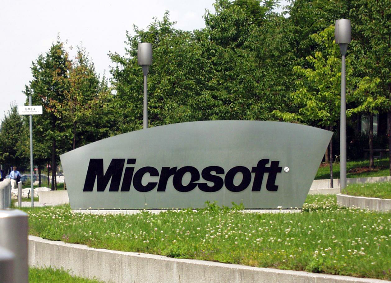 Microsoft, Windows solo sul 14% dei dispositivi