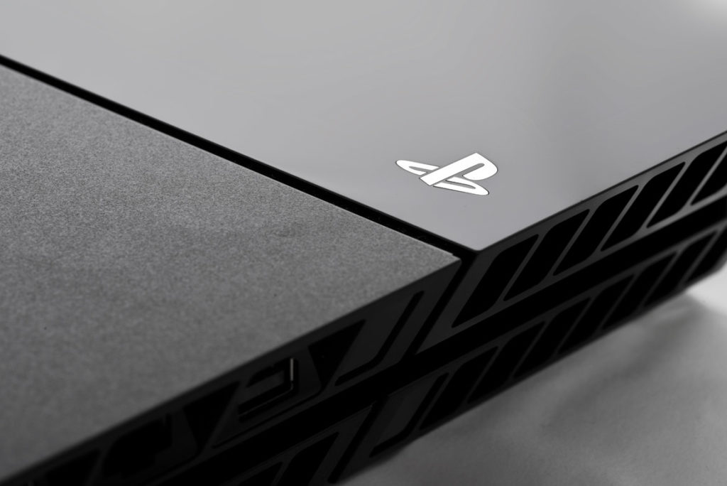PlayStation 4 Pro è disponibile su Amazon Italia - immagine della notizia