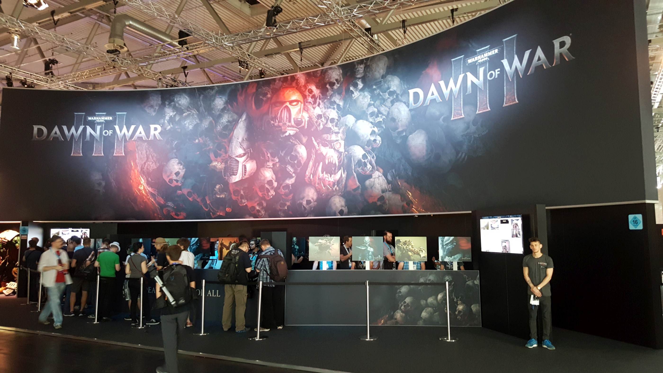 [Gamescom 2016] Warhammer 40.000: Dawn of War III – Provato