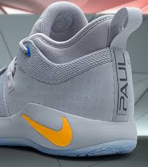 PlayStation Nike PG 2.5