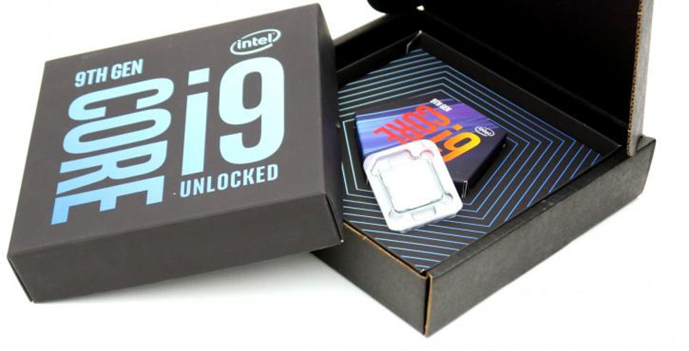 Intel Core i9 9900KS  5GHz su tutti e otto i cores