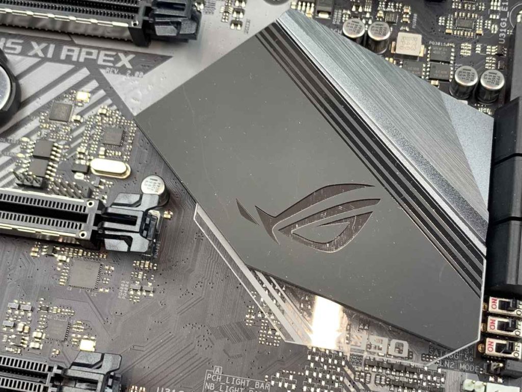 Asus ROG Maximus XI Apex