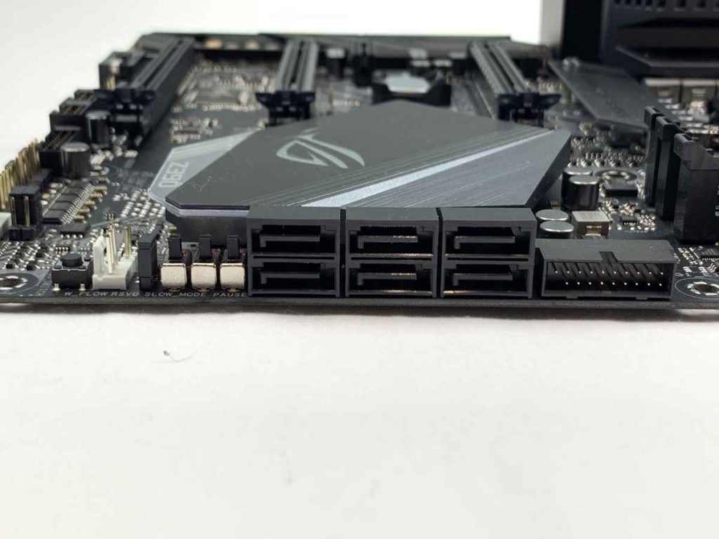 Asus ROG Maximus XI Apex