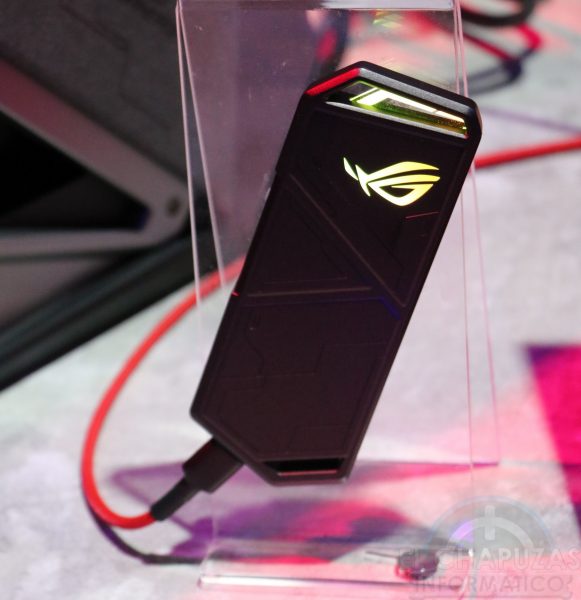 Asus ROG Strix Arion