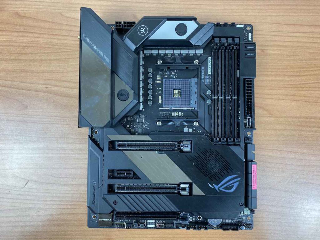 Asus ROG Crosshair VIII Formula