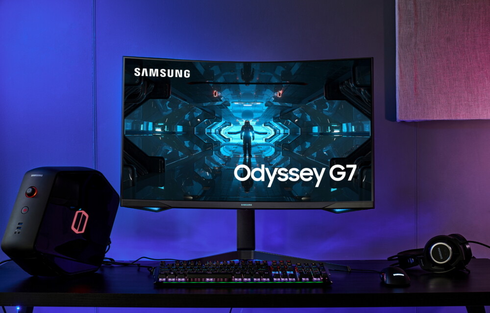 Samsung annuncia la gamma di monitor curvi G7