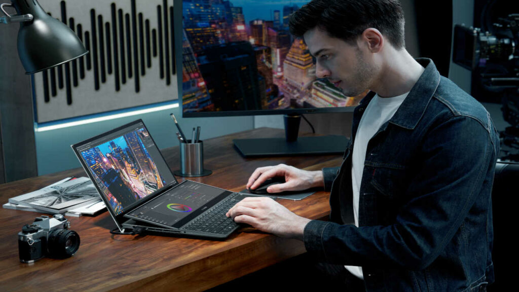 ASUS presenta Be Ahead, l’evento del Ces 2021 - immagine dell'editoriale