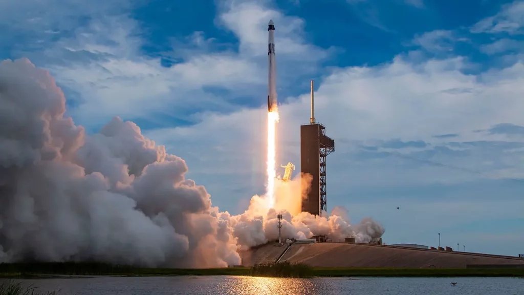 NASA: partita la prima missione privata verso la ISS