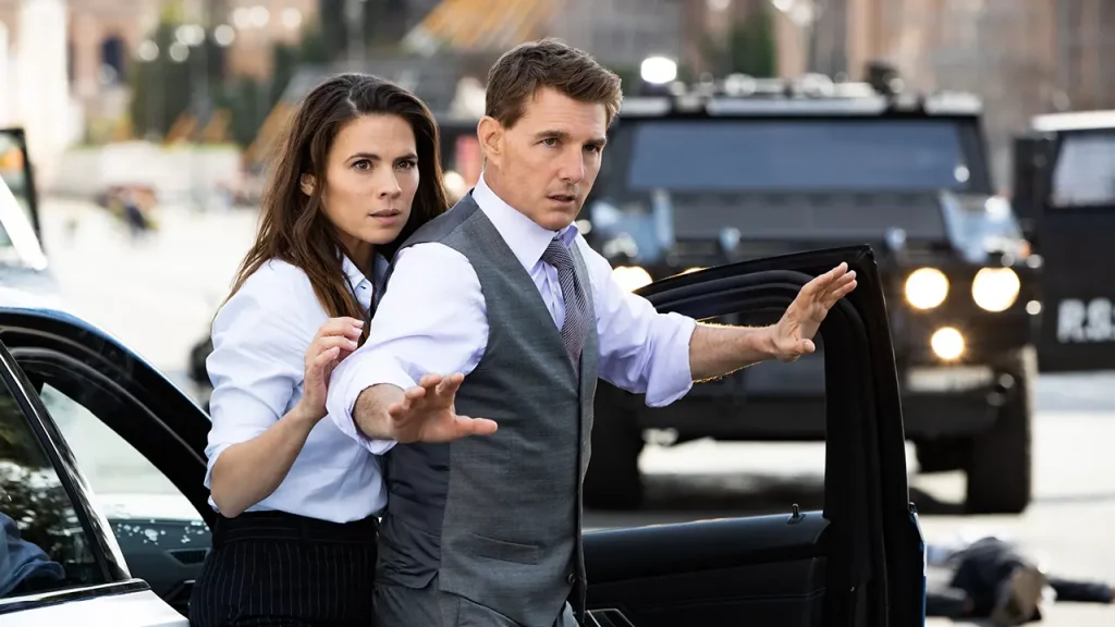 Tom Cruise ha cercato di impedire l'uscita di Oppenheimer sugli schermi IMAX