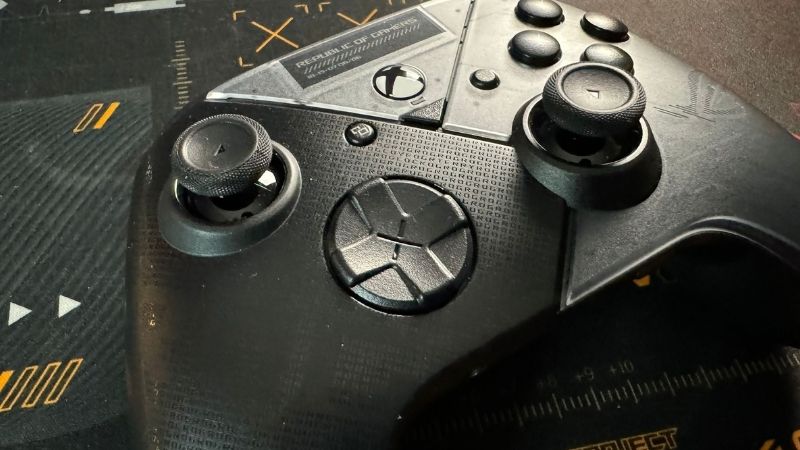 recensione rog raikiri gaming controller vista frontale 