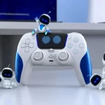 Astro Bot, presentato il Dualsense ufficiale a tema