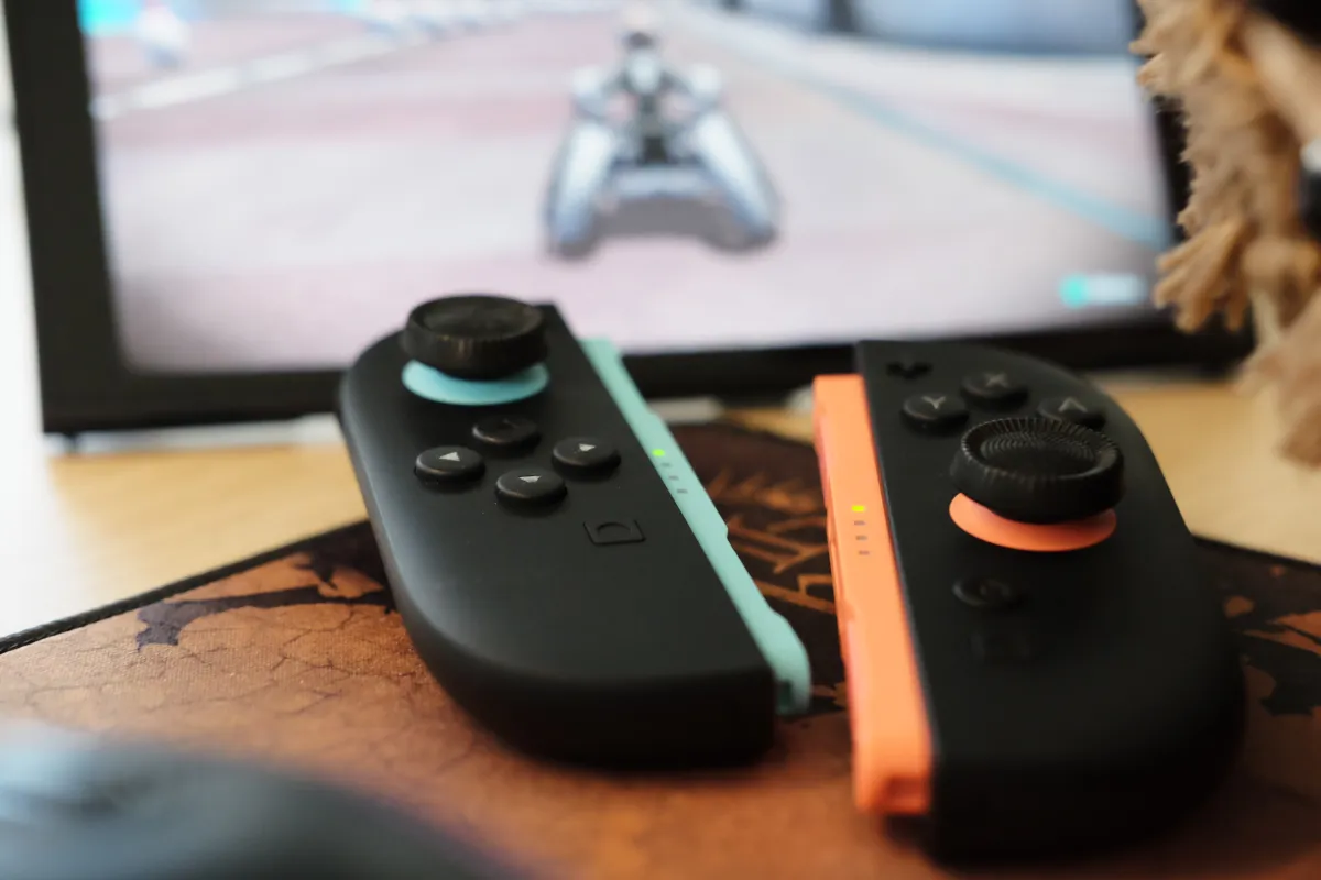 Sui joy-mouse ho molto da dire, e per ora non troppo di positivo