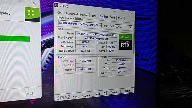 dettagli pc ausus rog strix