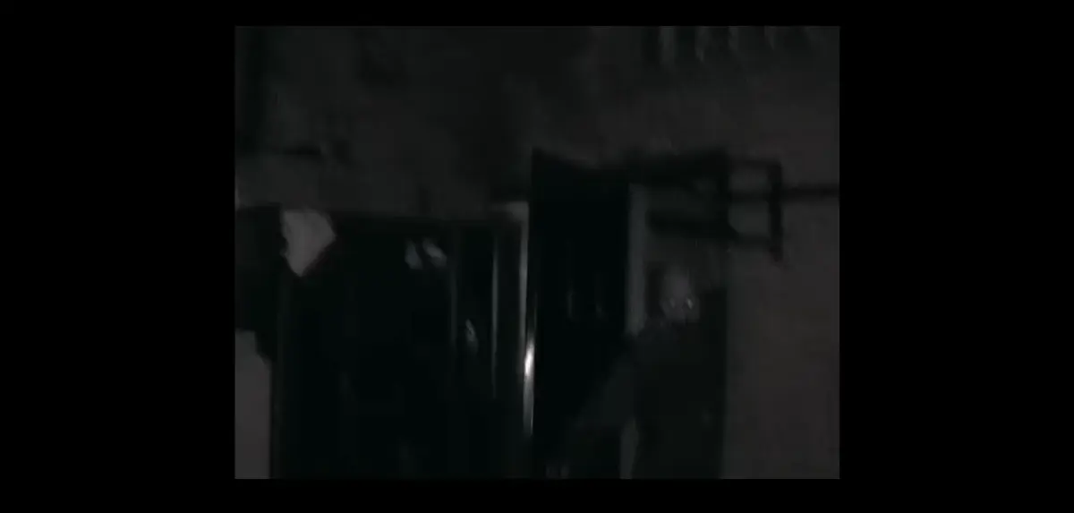 Shelby Oaks Una delle scene migliori del film, che incanala perfettamente lo stile found footage