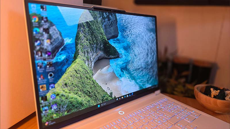 colori schermo recensione lenovo legion 7i gen 10