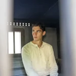 Young Sherlock si svela al pubblico