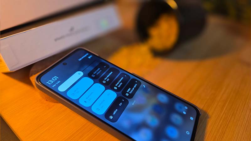 tutti i dettagli sullo schermo di motorola edge 60 neo