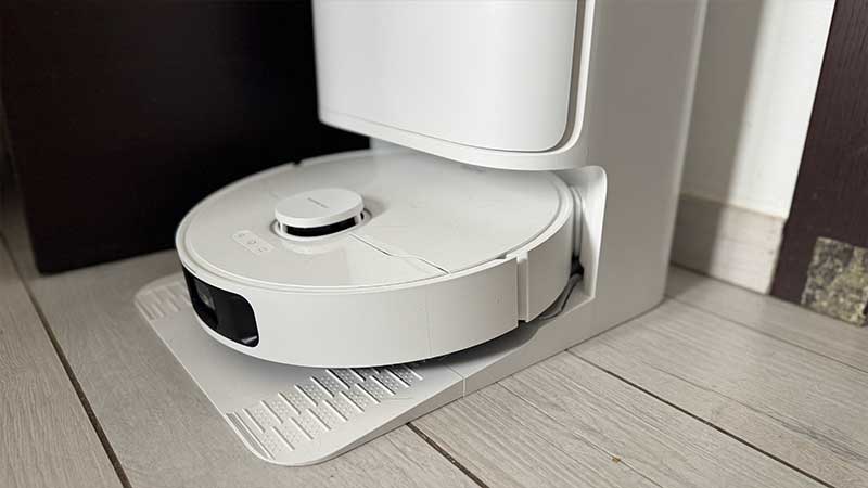 Mova e40 è il robot aspirapolveri e lavapavimenti