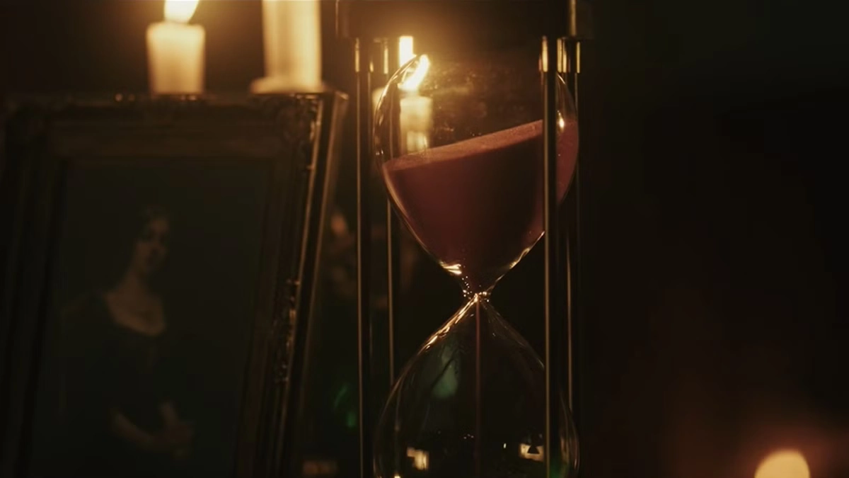 frame con una clessidra nel teaser di Layers of Fear 3