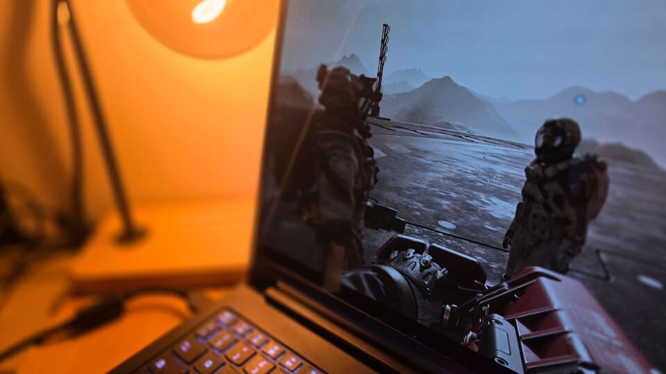 gameplay di starfield su legion pro 7i con rtx 5090