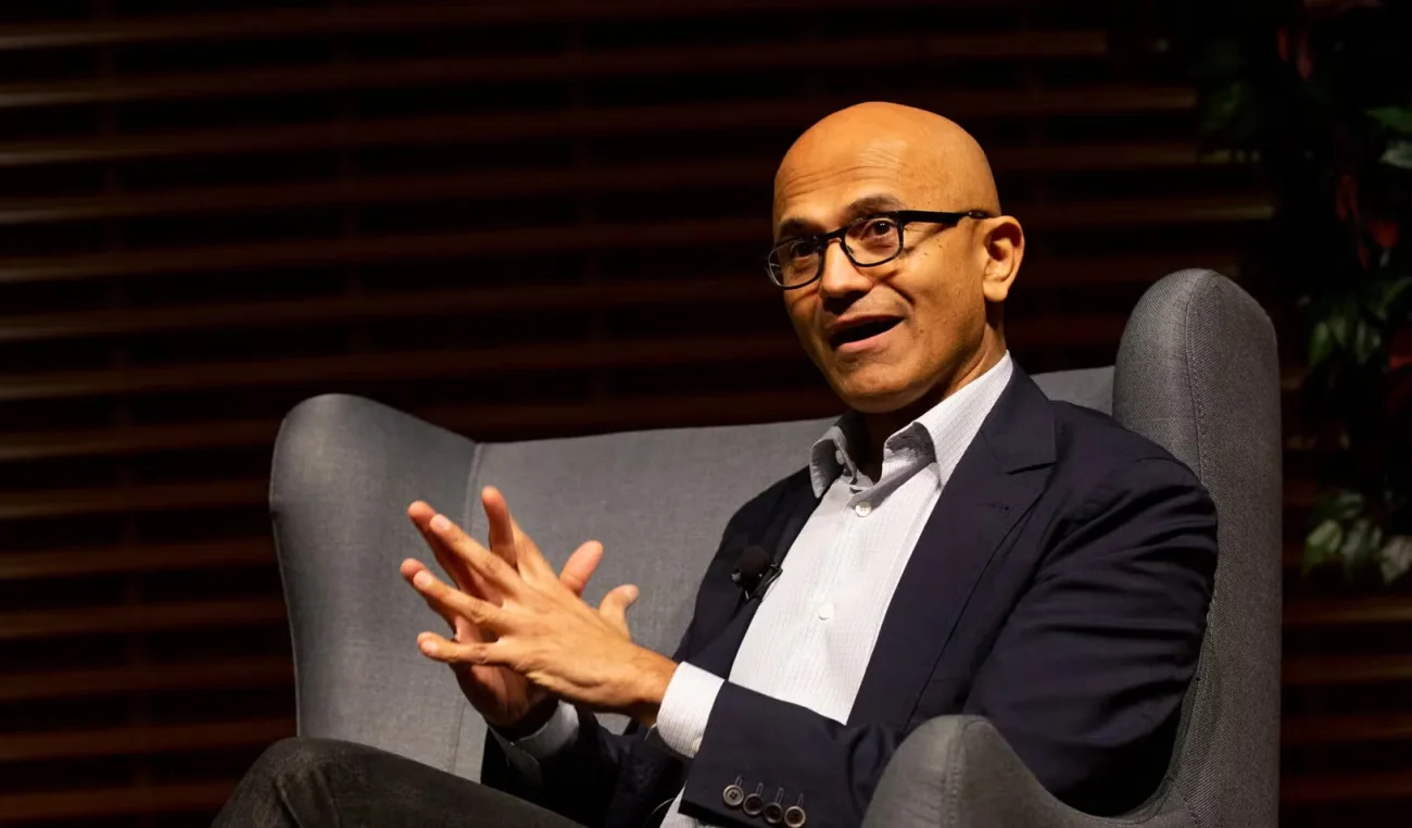 Satya Nadella su X: “Senza un ecosistema, la frontiera dell’AI non è stabile”