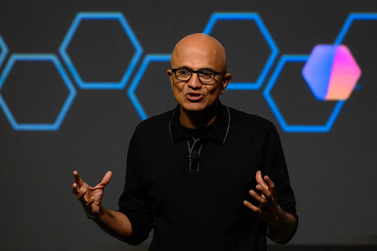 Satya Nadella su X Senza un ecosistema, la frontiera dell’AI non è stabile