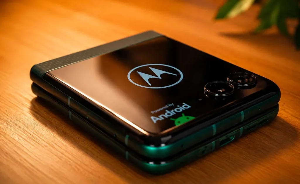 Motorola RAZR 70 un passo avanti per i pieghevoli - immagine dell'articolo