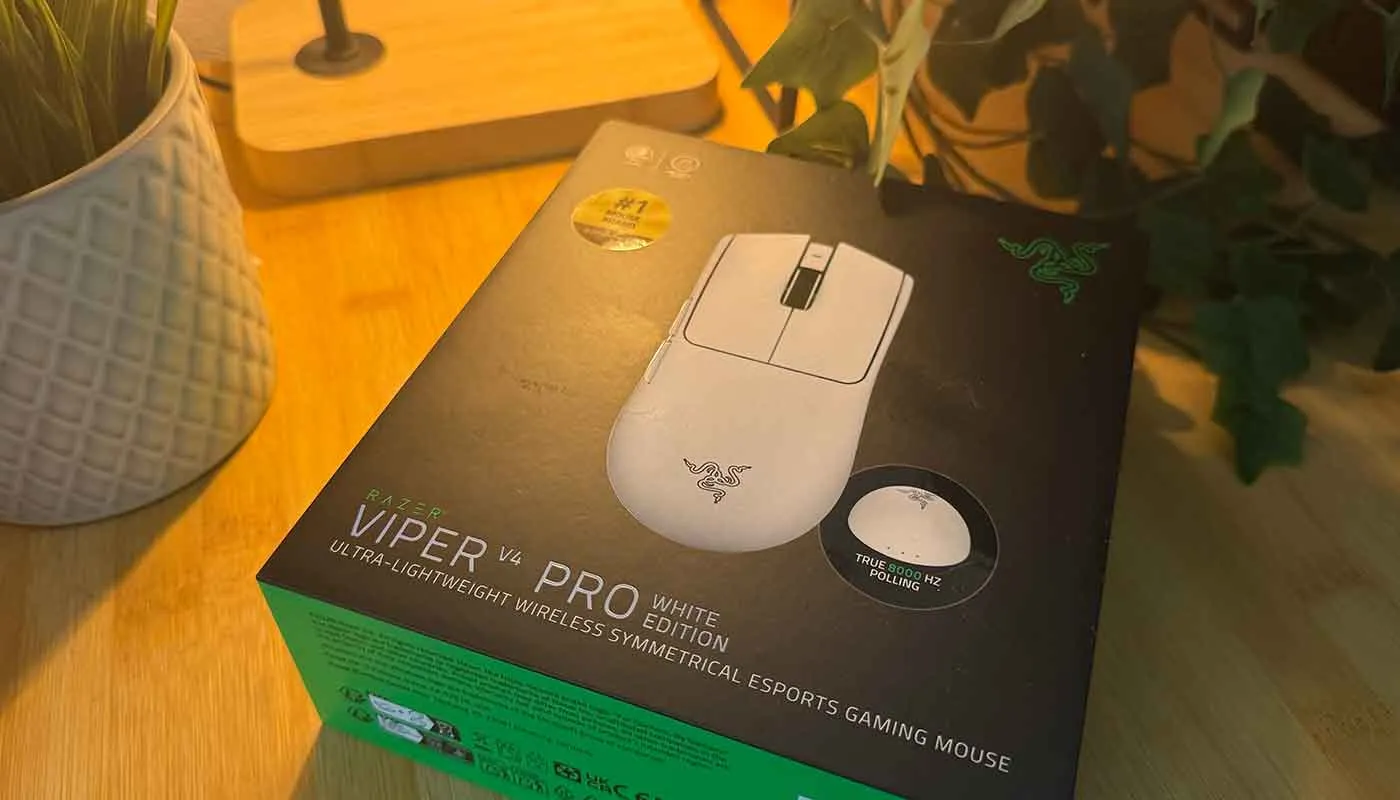 Razer Viper V4 Pro è il mouse che mi ha salvato il polso