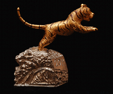 GOLDEN ROYAL BENGAL TIGER