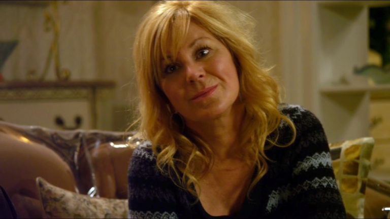 Shameless 7×12 – Requiem for a Slut