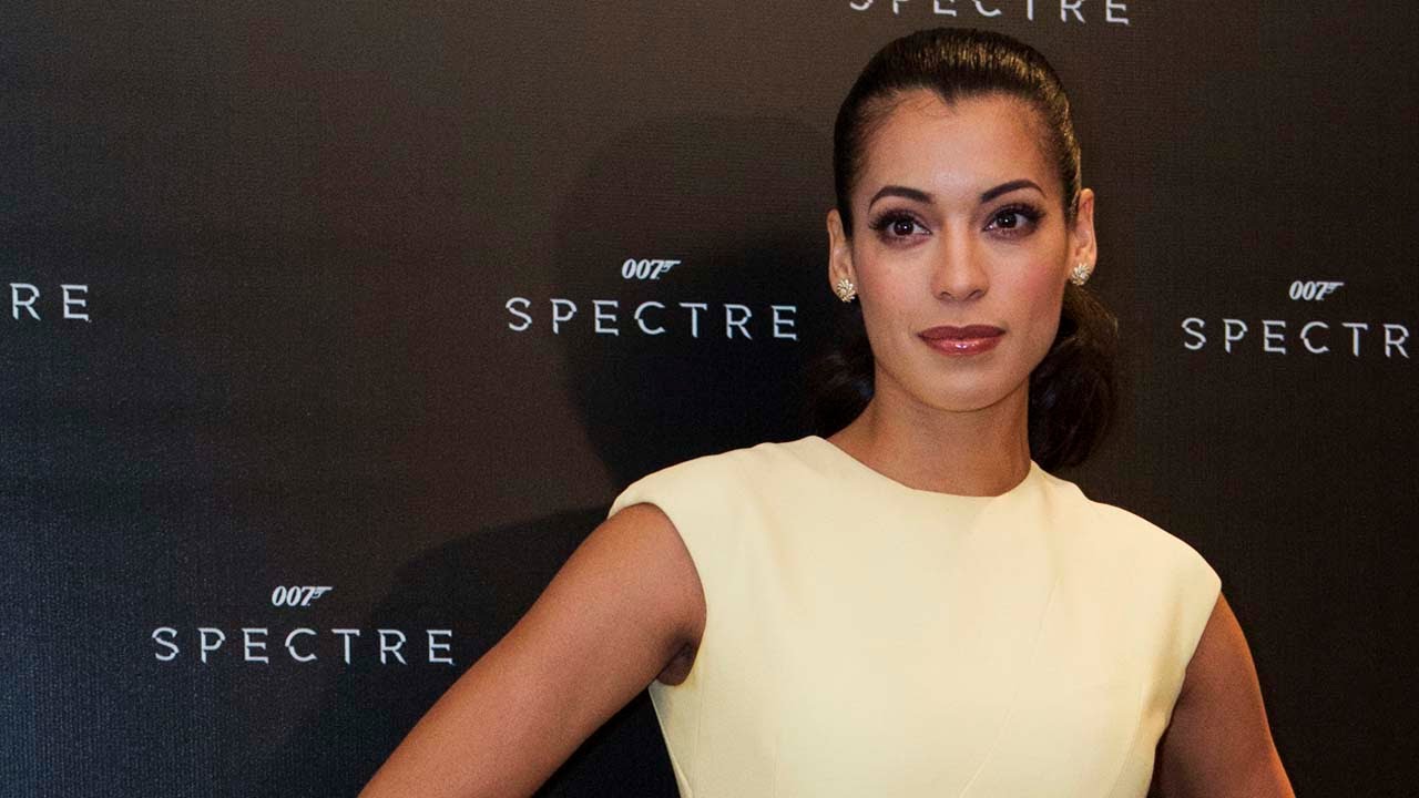 S.W.A.T., CBS annuncia il reboot con la “Bond Girl” Stephanie Sigman - immagine 1 dell'articolo