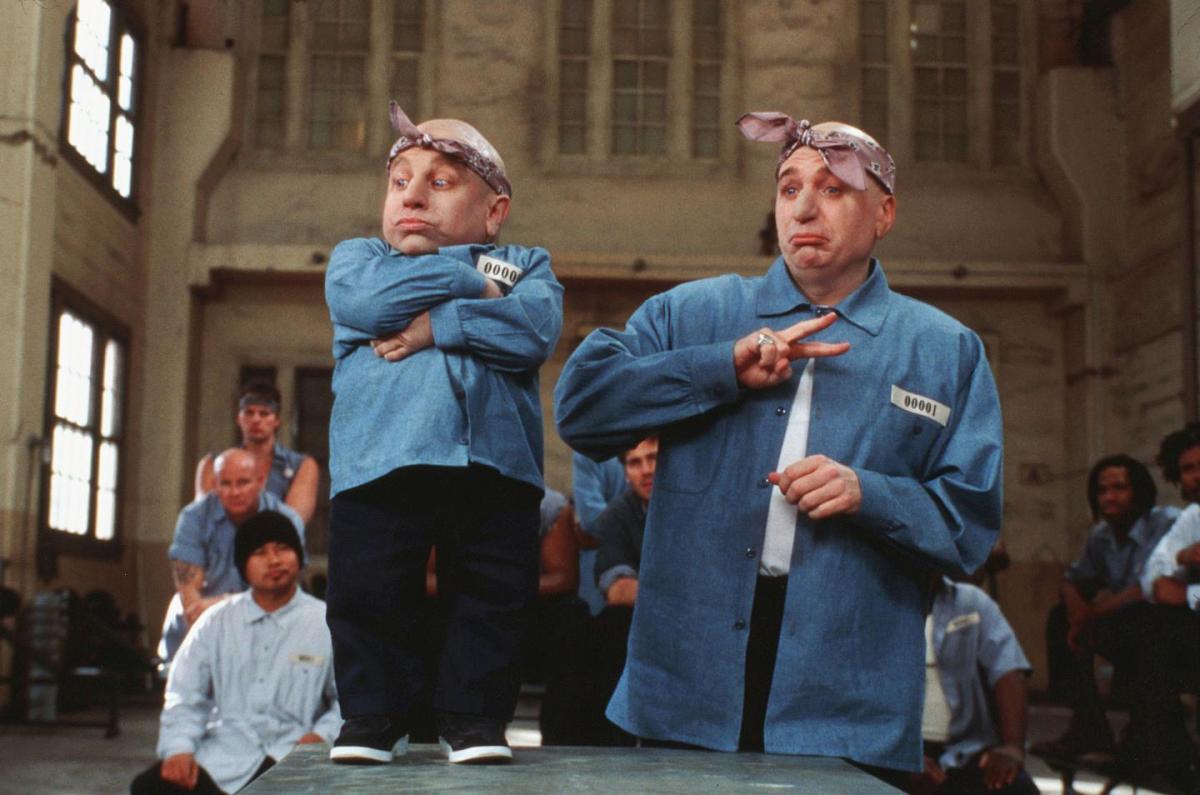 Verne Troyer, il mini-me di Austin Powers, è morto a 49 anni - immagine 1 dell'articolo