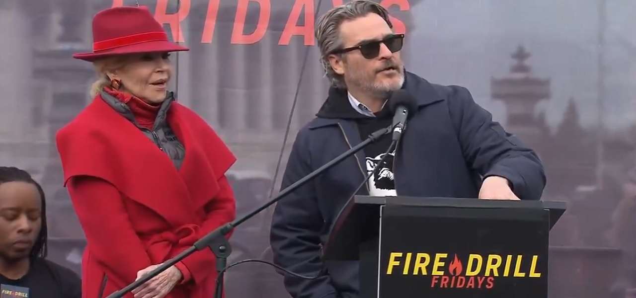 Joaquin Phoenix arrestato durante le proteste per il clima - immagine 1 dell'articolo