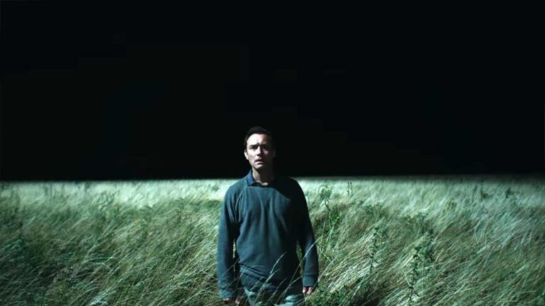 The Third Day, il trailer ufficiale della nuova serie con Jude Law