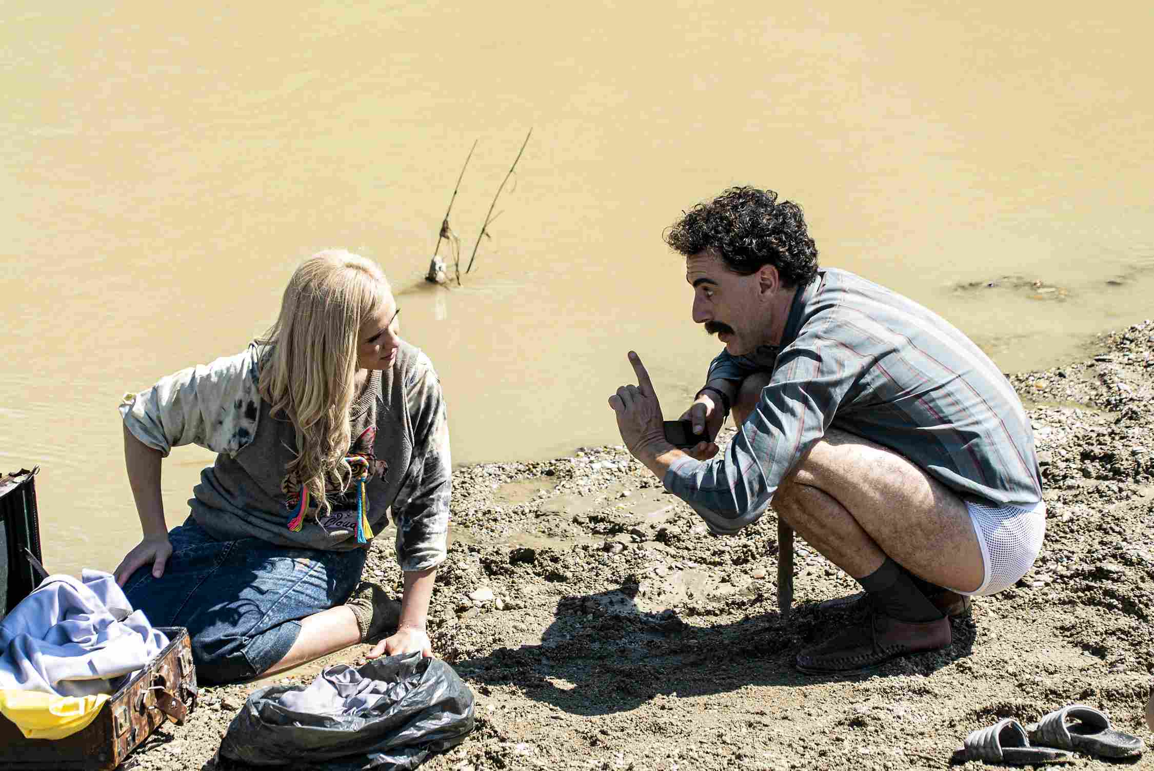 Borat – Seguito di film cinema – Recensione - immagine 3 dell'articolo